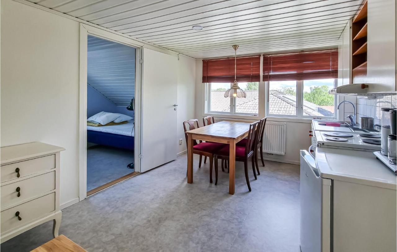Stunning Apartment In Gullspang With Wifi Exterior foto